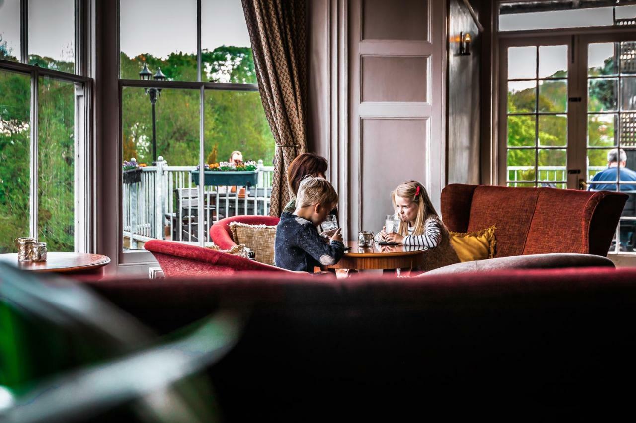 The Royal Hotel Лланголлен Экстерьер фото